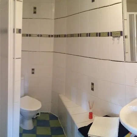 Rybarska 12 House *